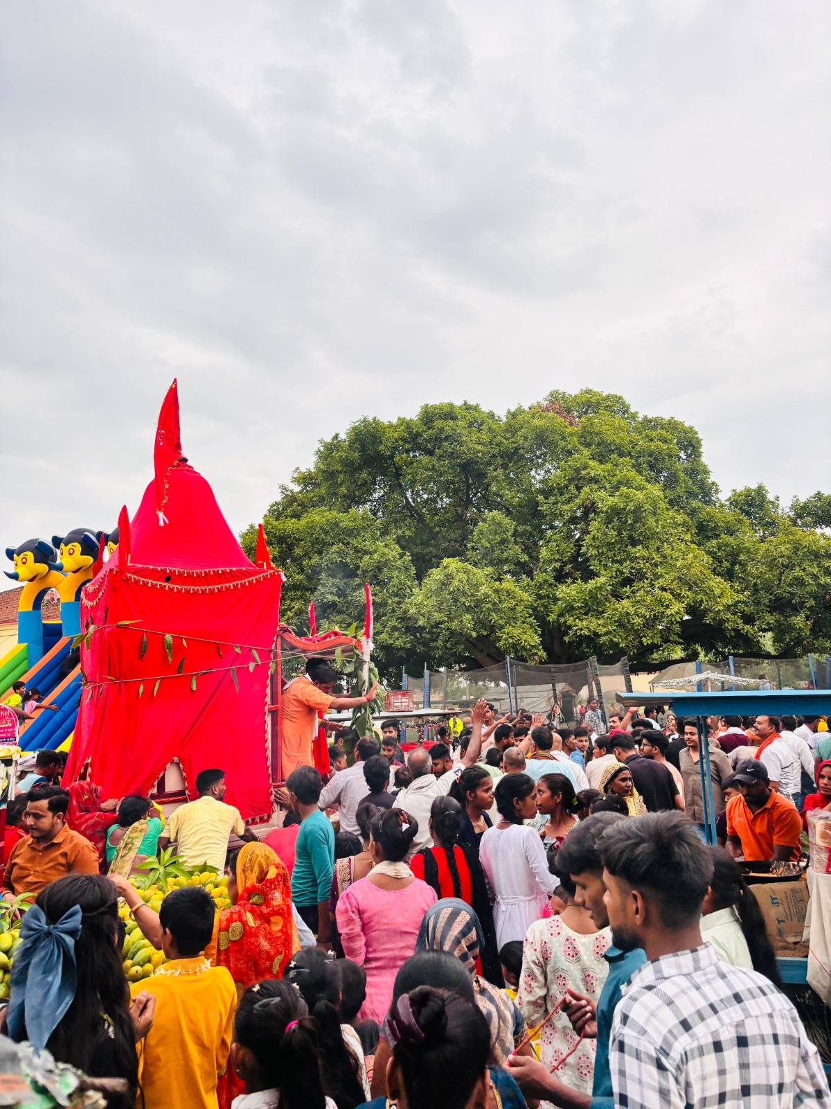 पवहारी बाबा का मेला